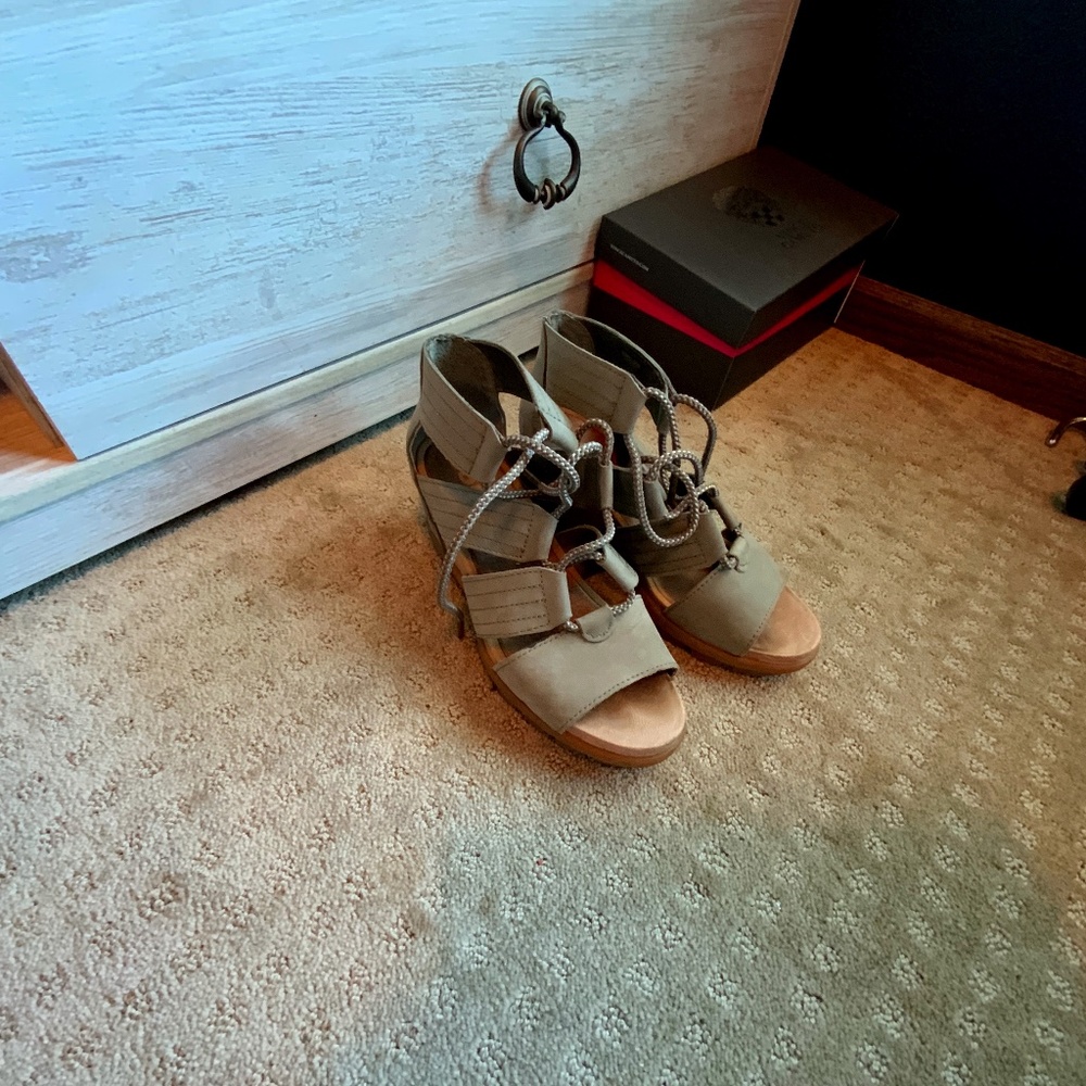 Sorel sandal